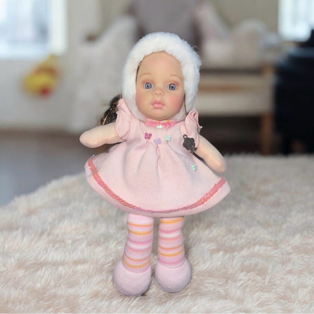 Vintage Muñecas Geli Doll Plastic Face Cloth Body